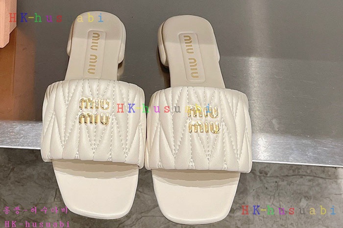 NEW 미우미우 샌들 신상 M 968019