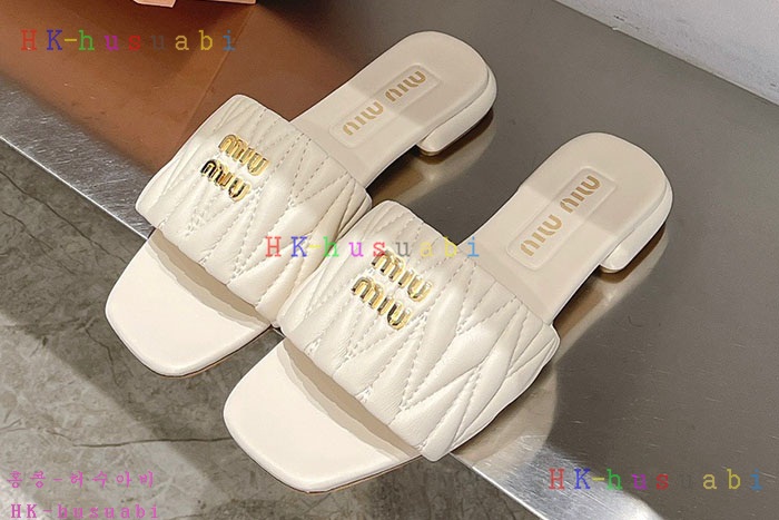 NEW 미우미우 샌들 신상 M 968019