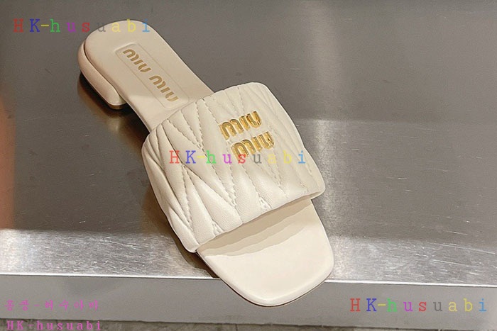 NEW 미우미우 샌들 신상 M 968019