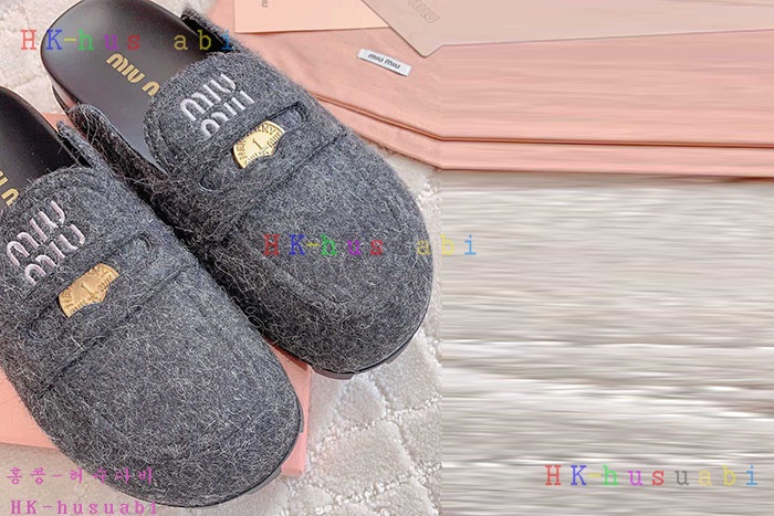 NEW 미우미우 신발 신상 M 755010
