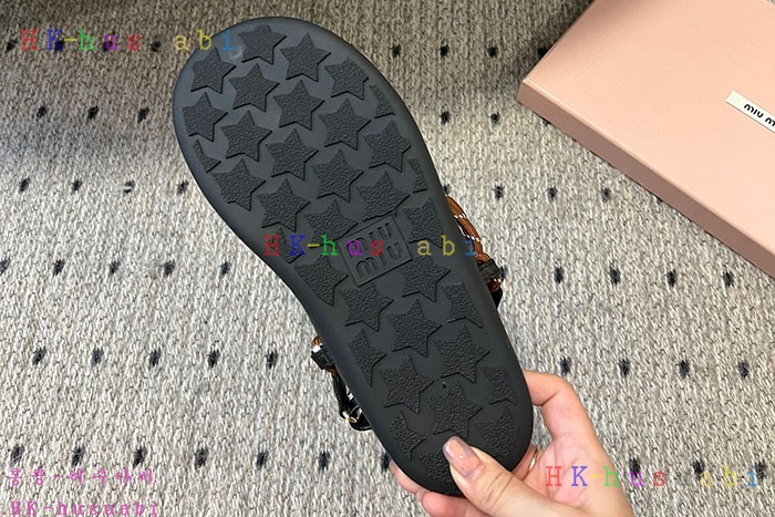 NEW 미우미우 신발 신상 M 755016