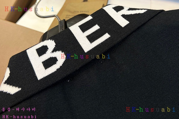NEW 버버리 반팔티 신상  B 67469
