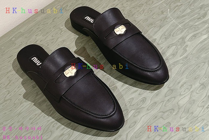 NEW 미우미우 신발 신상 MU 8956012