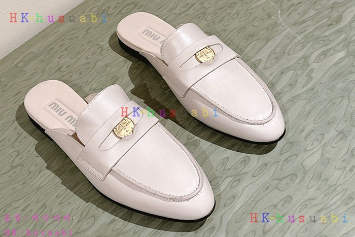 NEW 미우미우 신발 신상 MU 8956013