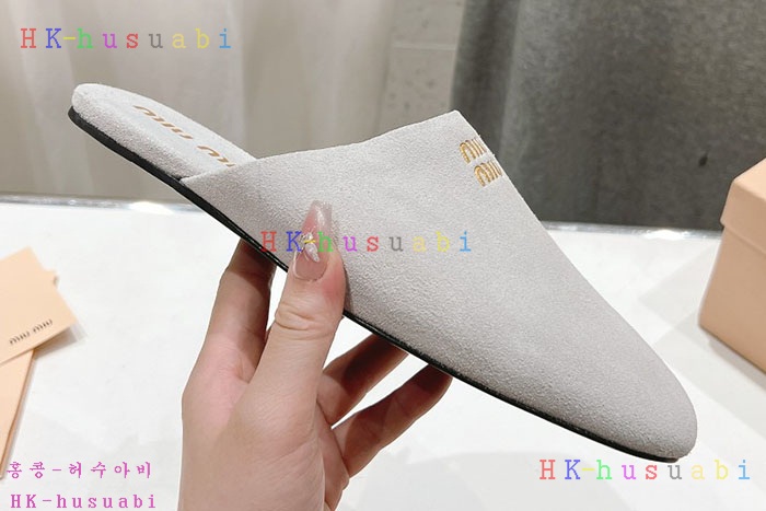 NEW 미우미우 신발 신상 MU 8977410