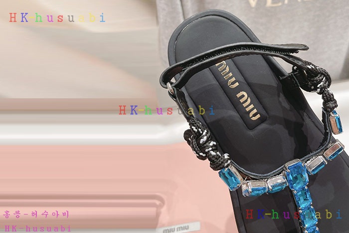 NEW 미우미우 신발 신상 MU 8944708