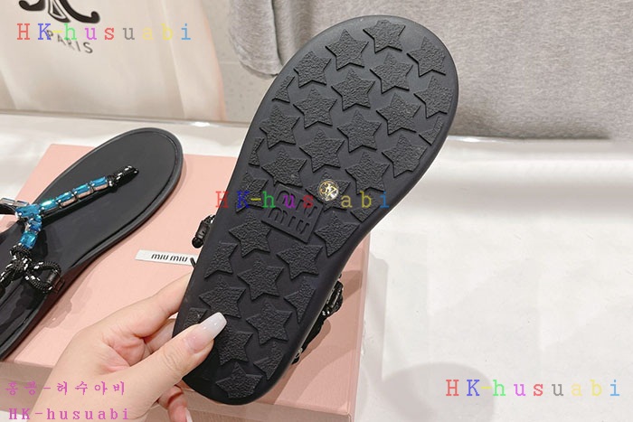 NEW 미우미우 신발 신상 MU 8944708