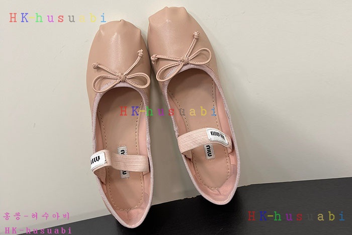 NEW 미우미우 신발 신상 MU 8250113