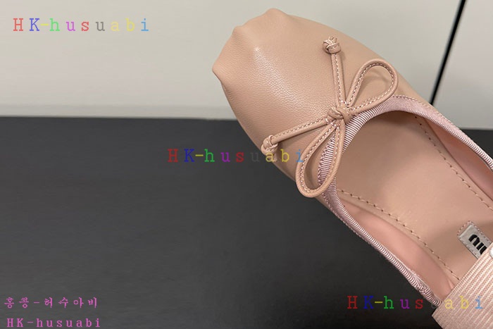NEW 미우미우 신발 신상 MU 8250113