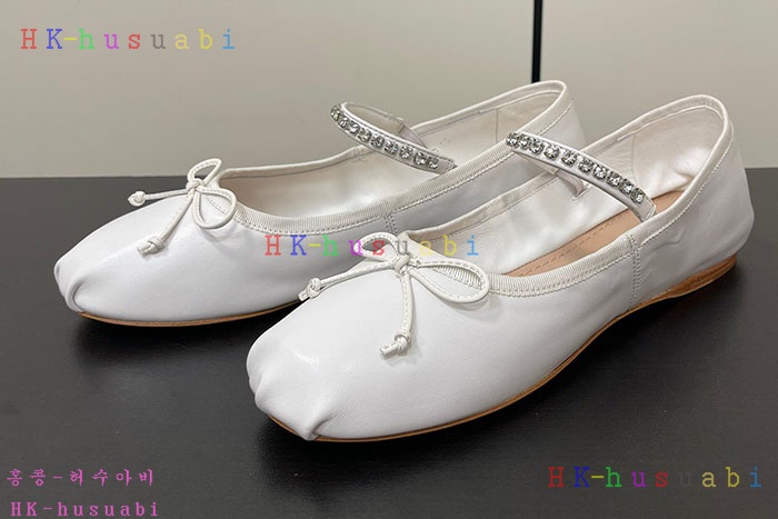 NEW 미우미우 신발 신상 MU 8250116