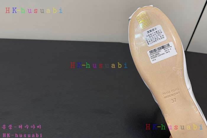 NEW 미우미우 신발 신상 MU 8250116