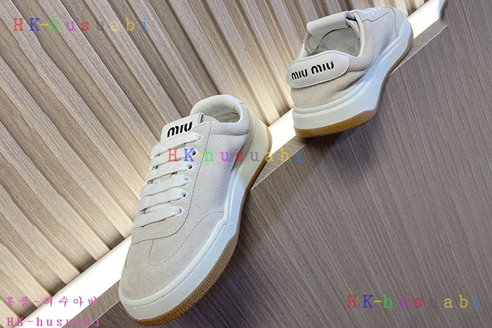NEW 미우미우 신발 신상 MU 5827011