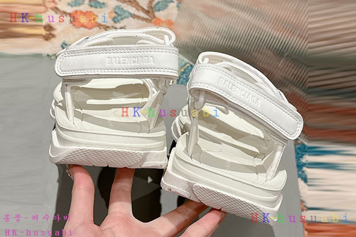 NEW 발렌시아가 신발 신상 B 3525011
