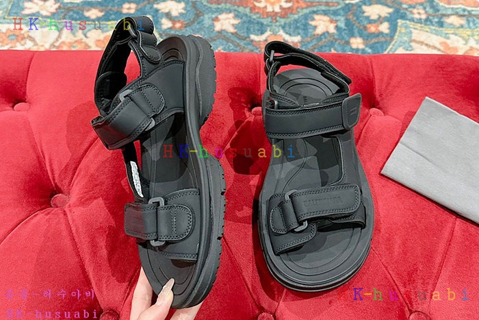 NEW 발렌시아가 신발 신상 B 3525012