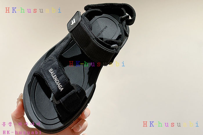 NEW 발렌시아가 신발 신상 B 3525015