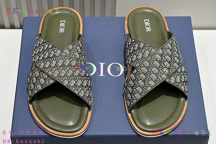 NEW 디올 신발 신상 DR 599524