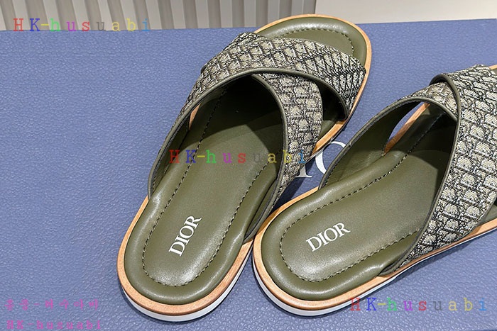 NEW 디올 신발 신상 DR 599524