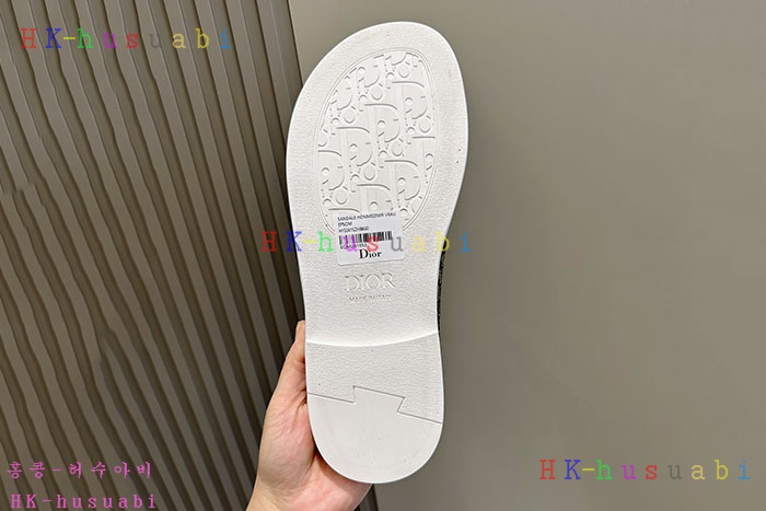 NEW 디올 신발 신상 DR 599524