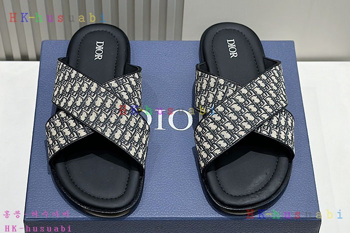 NEW 디올 신발 신상 DR 599526