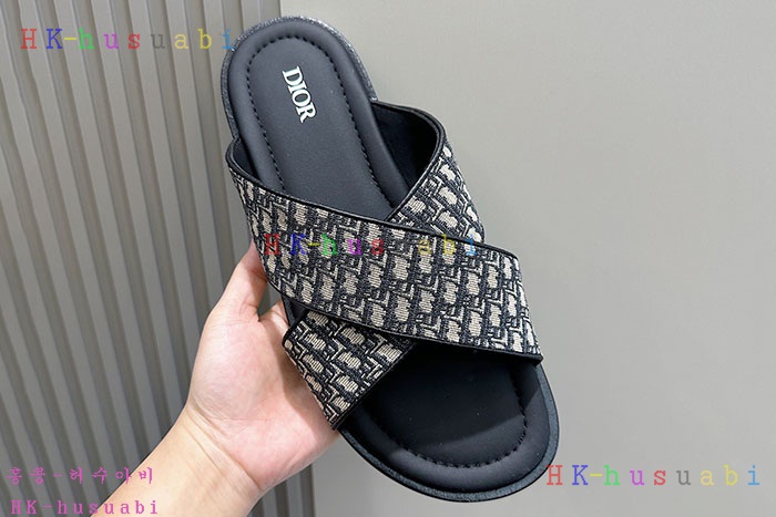 NEW 디올 신발 신상 DR 599526