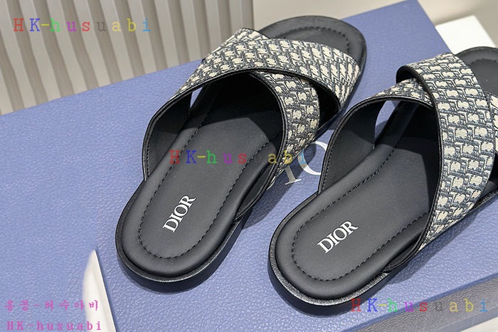 NEW 디올 신발 신상 DR 599526