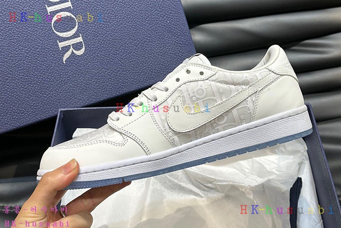 NEW 디올 신발 신상 DR 3996801