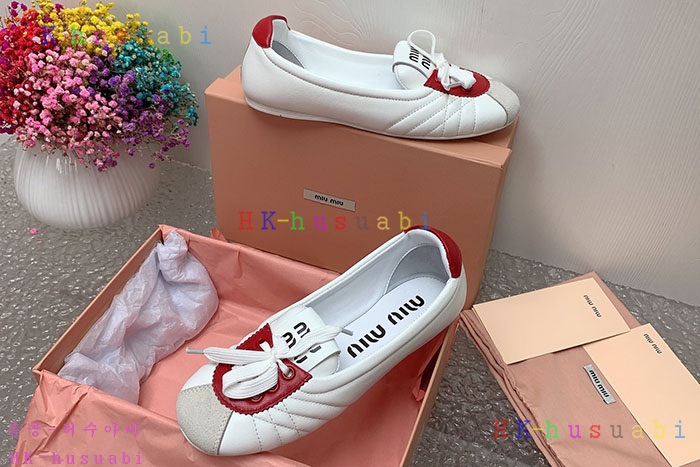 NEW 미우미우 신발 신상 MU 5828011
