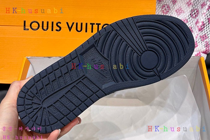 NEW 루이비통 신발 신상 LV 1467017