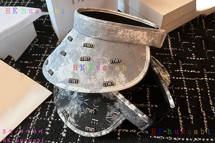 NEW 미우미우  모자 신상 M 335056
