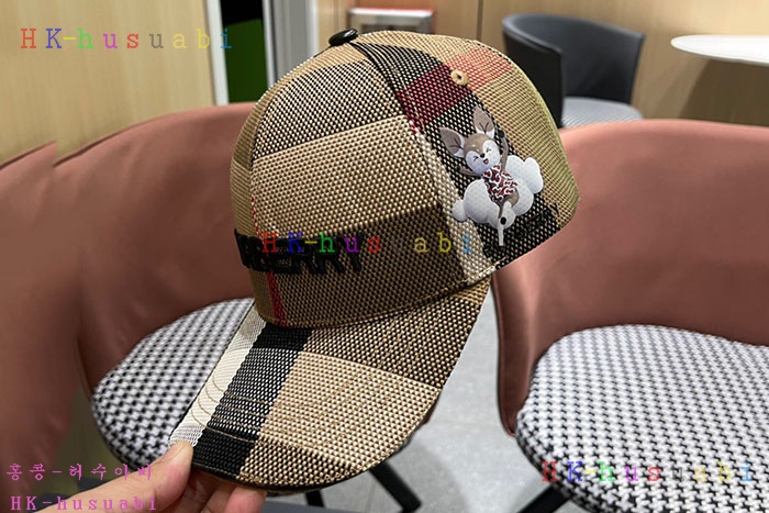 NEW 버버리 모자 신상 BB 692552