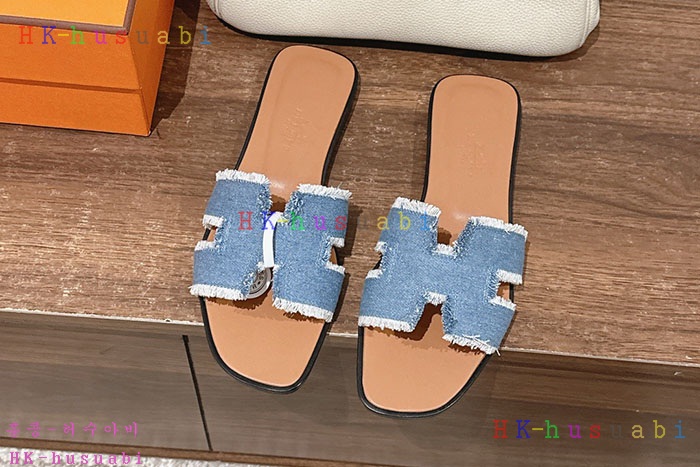 NEW 에르메스 샌들 신상 H 7696602