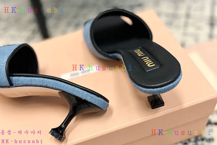 NEW 미우미우 신발 신상 MU 1786011