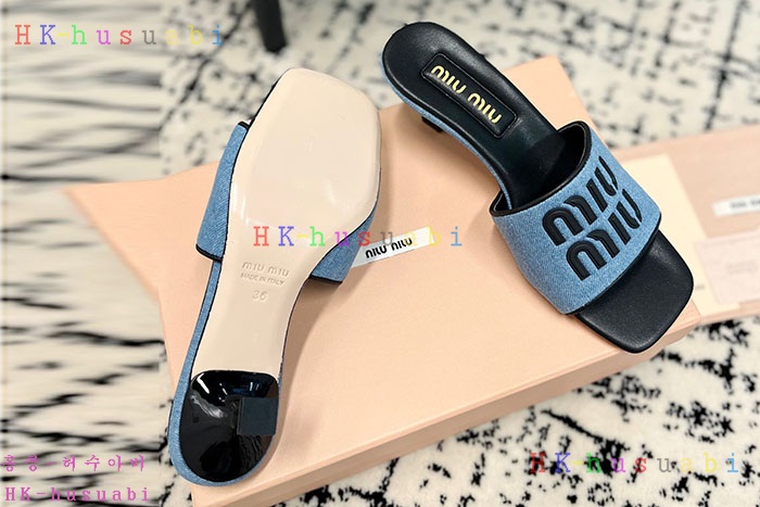 NEW 미우미우 신발 신상 MU 1786011