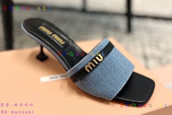 NEW 미우미우 신발 신상 MU 1786013