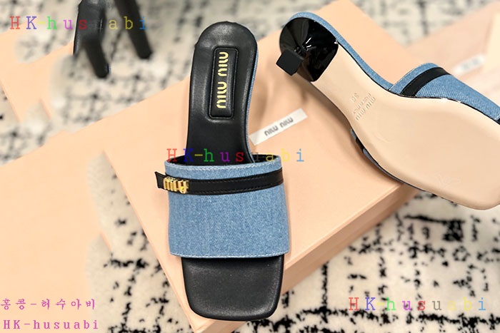 NEW 미우미우 신발 신상 MU 1786013