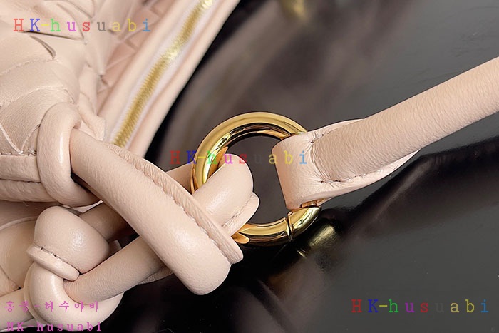 ★미러급★보테가베네타 제멜리 스몰 토트 백 776764-2