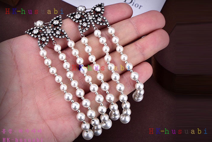 NEW 디올 귀걸이 신상 DR 6855243