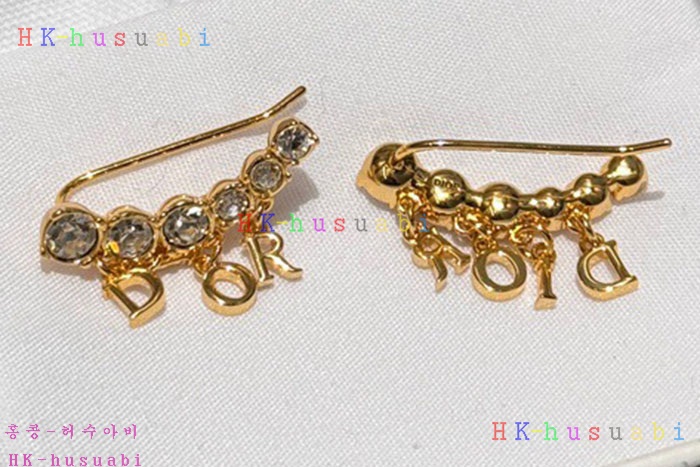 NEW 디올 귀걸이 신상 DR 6855250