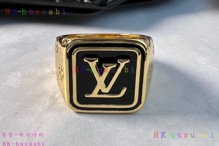 NEW 루이비통 반지 신상 LV 955824