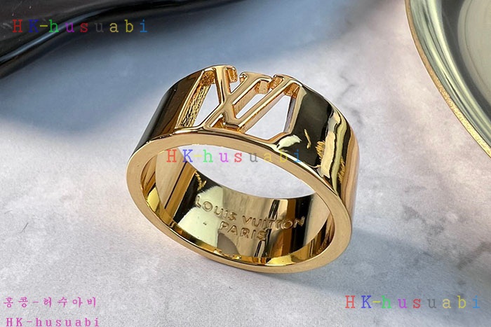 NEW 루이비통 반지 신상 LV 955825