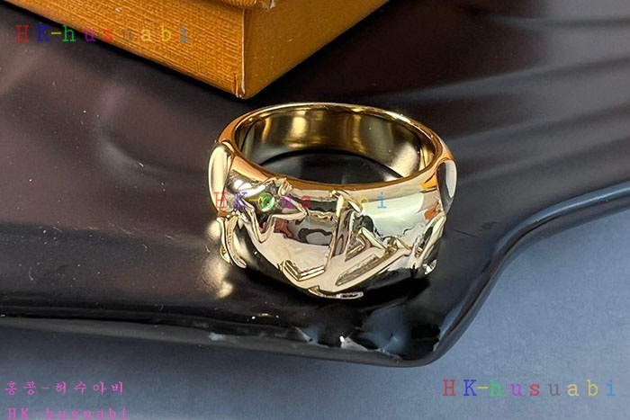 NEW 루이비통 반지 신상 LV 955828