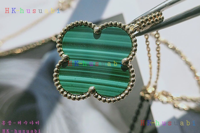 NEW 반클리에 앤 아펠 목걸이 신상  V 3027705