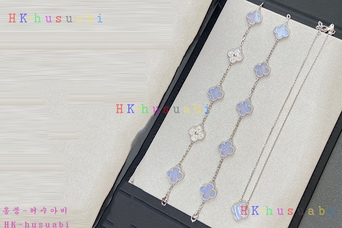 NEW 반클리에 앤 아펠 팔찌 신상  V 3027707