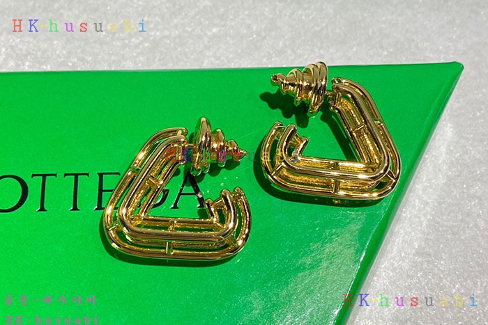 NEW 보테가베네타 귀걸이 신상  BV 958006