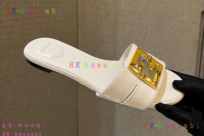 NEW 펜디 신발 신상 FD 5602015