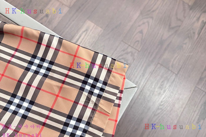 NEW 버버리 반바지 신상 BB 1225018