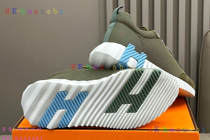 NEW 에르메스 스니커즈 신상 H 522521