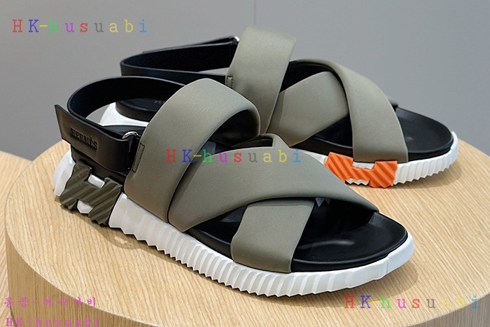 NEW 에르메스 샌들 신상 H 8857022