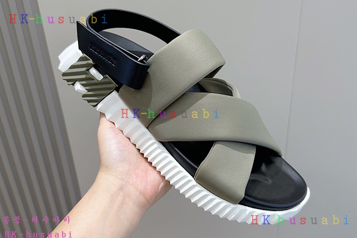 NEW 에르메스 샌들 신상 H 8857022