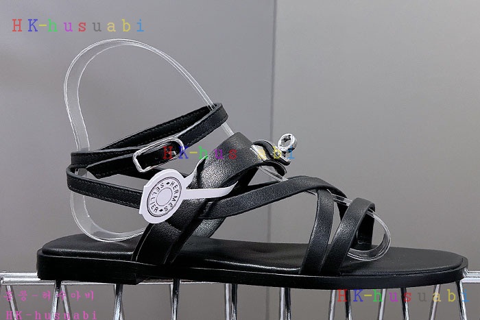 NEW 에르메스 샌들 신상 H 8857011